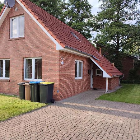 Idyllisches Ferienhaus Naehe Meyer Werft Papenburg Buitenkant foto